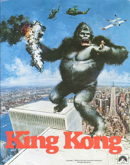 Le roi Kong au sommet du Worl Trade Center. Plus c’est grand…