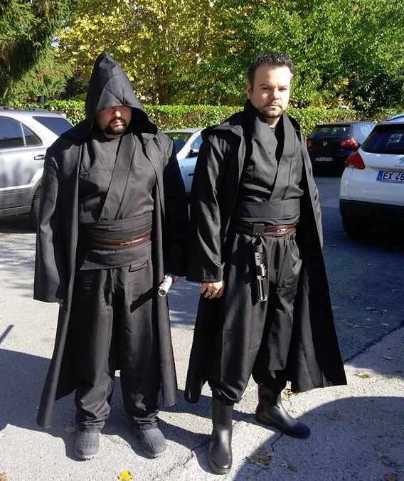 Xabaris et son frère en Sith ! Des gardiens de parking assez obscurs....