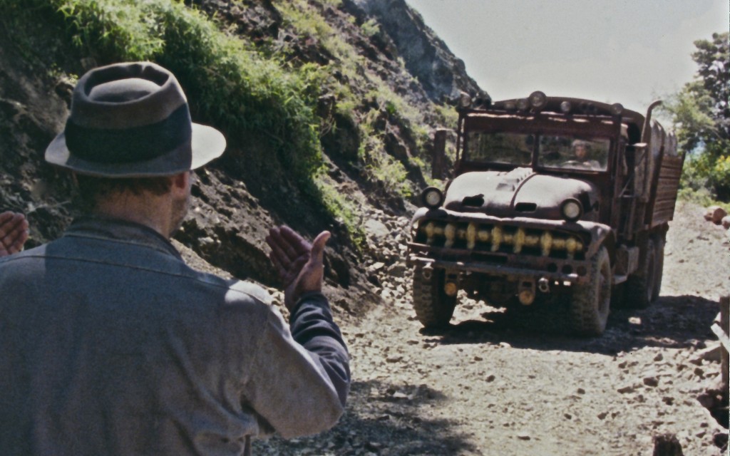 Ce camion a quand même une gueule d'idole aztèque comme on en croise quelques une dans le film. La malédiction de Tezcatlipoca est-elle plus forte que celle de Pazuzu ?