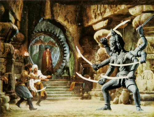 Le voyage fantastique de Sinbad, bien que moins réussi que le 7ème voyage en termes d'histoire, contient quelques scènes magnifiques comme le combat contre la statue de Kali  Photo libre de droits  source : intelacriticrobot 
