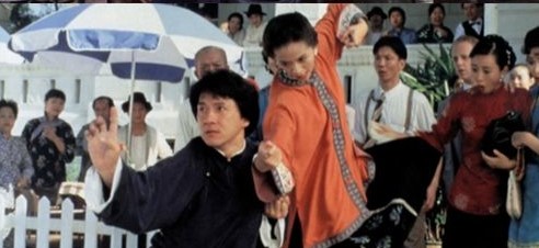 Wong Fei-hung et sa belle-mère (jouée par Anita Mui qui était plus jeune que Jackie)
